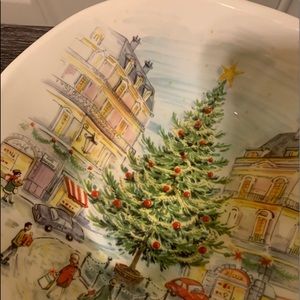 Valori Home Christmas bowl made in Italy  cracks